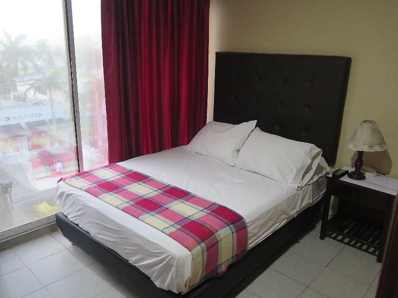 Toledo Hotel 2*