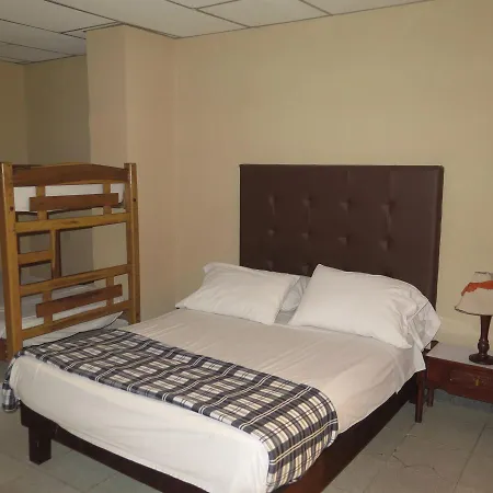 Hotel Toledo 2*